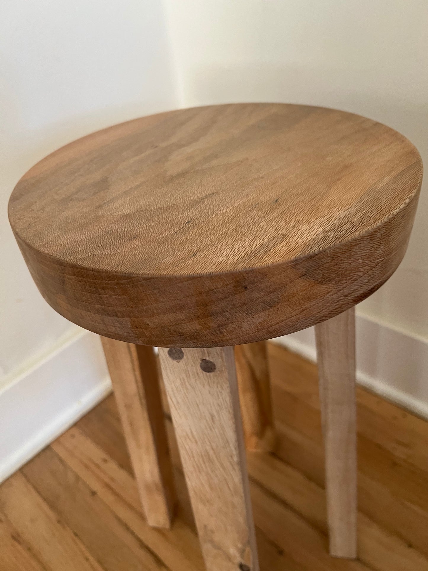 Kids custom swivel stool